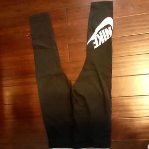 Nike crops